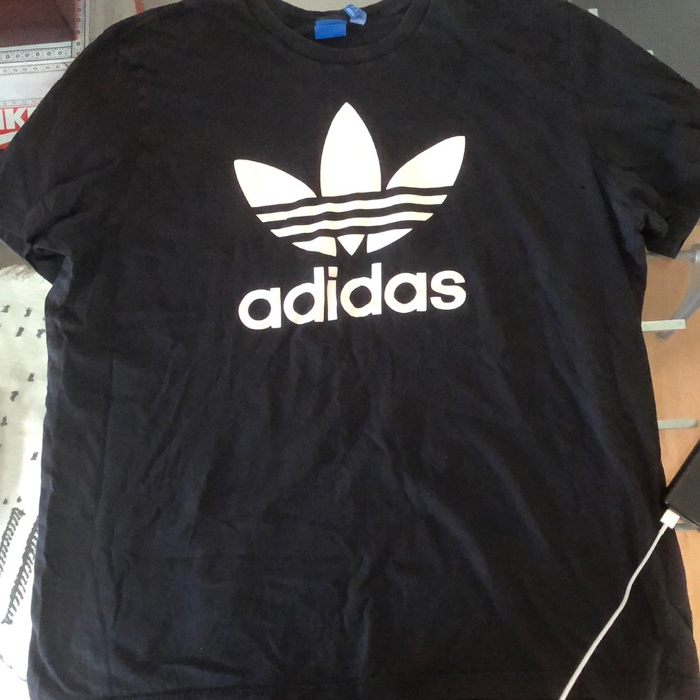 Adidas t shirt